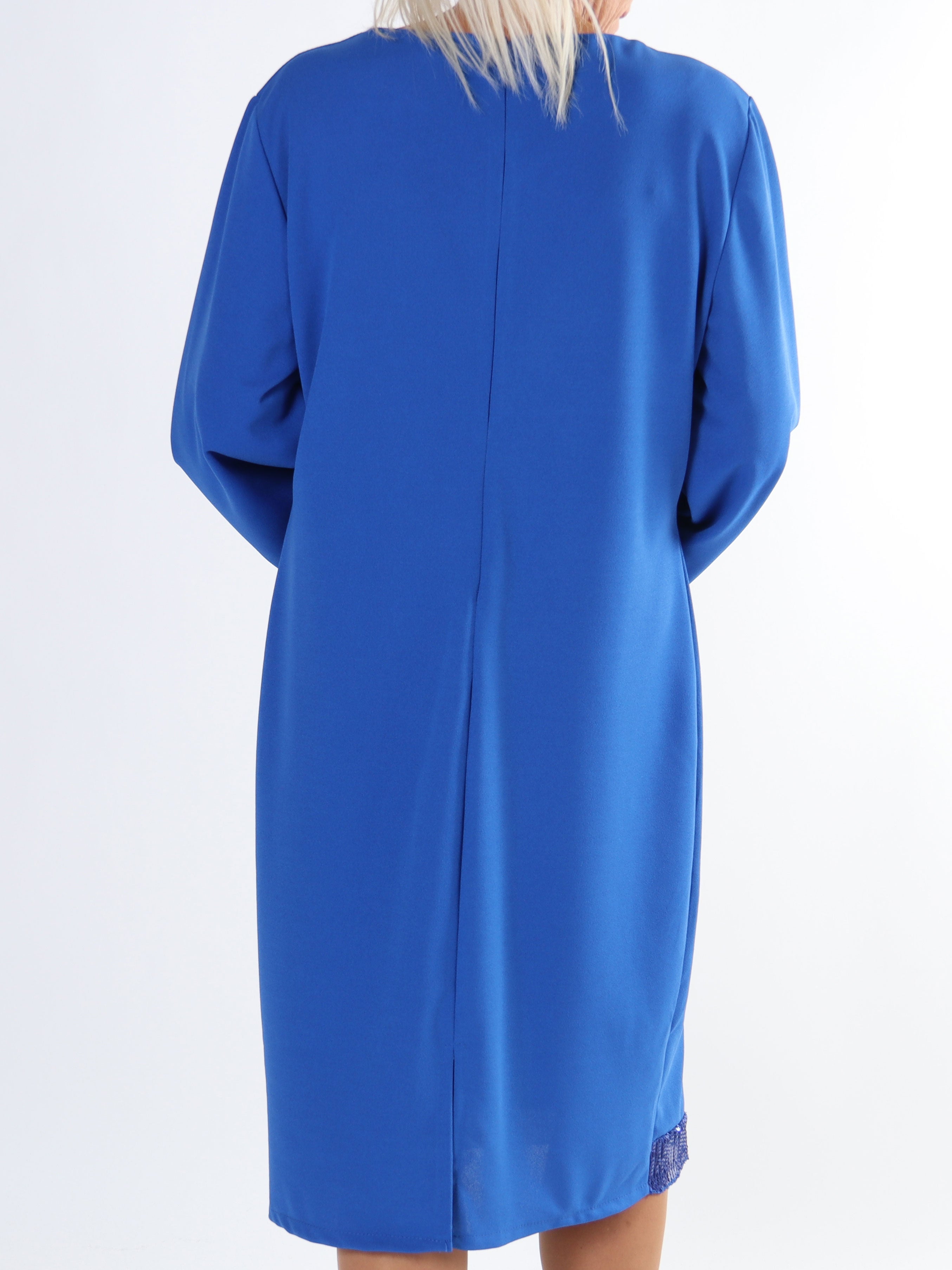 Lanza - Fin klänning i stora storlekar med paljettkanter